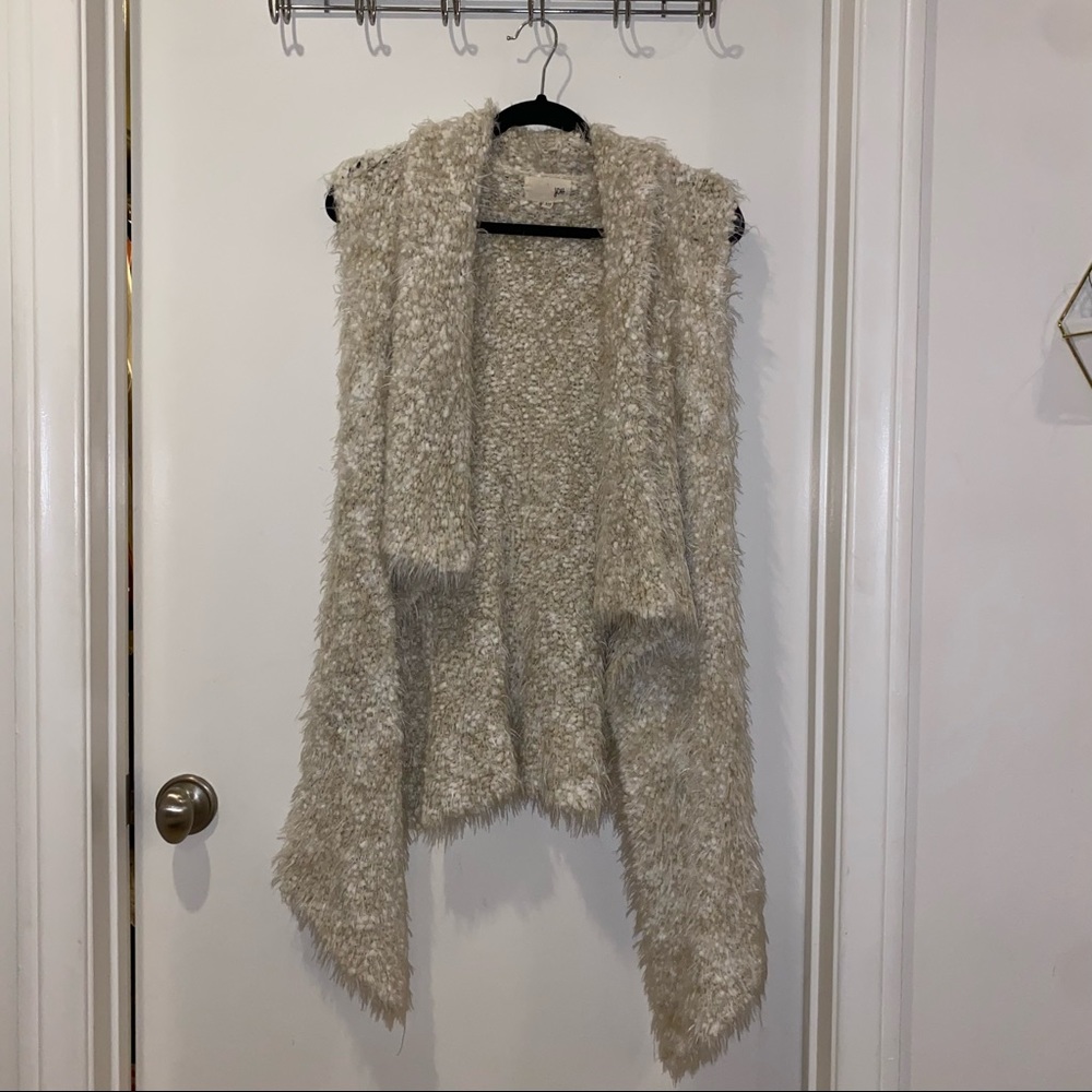 Joh Apparel White/Cream Cardigan